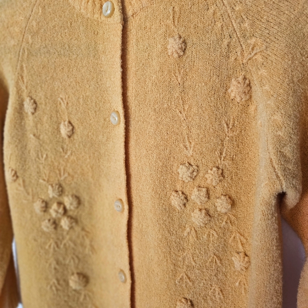 VTG WOOL Round Neck Floral Knit Cardigan Sz S - Picture 7 of 11